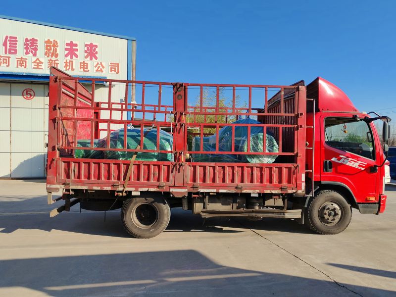 3台（tái）電機專車發貨機械廠