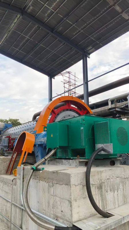 YR630kw10kv高壓電機現場拖動球磨機試（shì）機